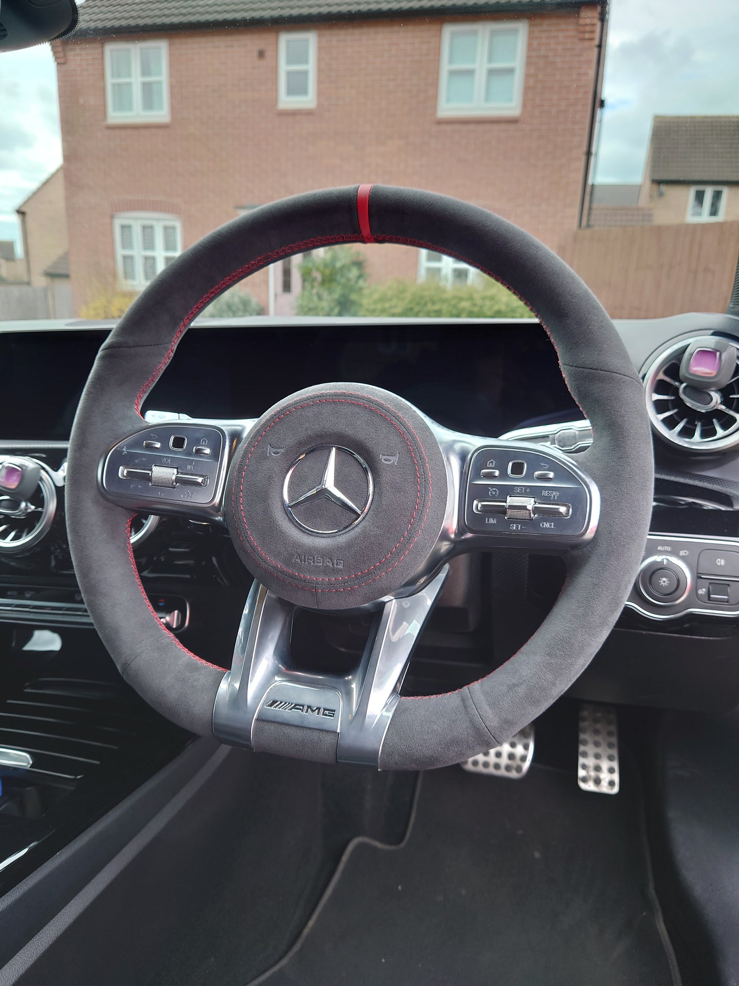 Mercedes-Benz AMG 2018+ Steering Wheel Restyle | WHIPWRKZ CREATE