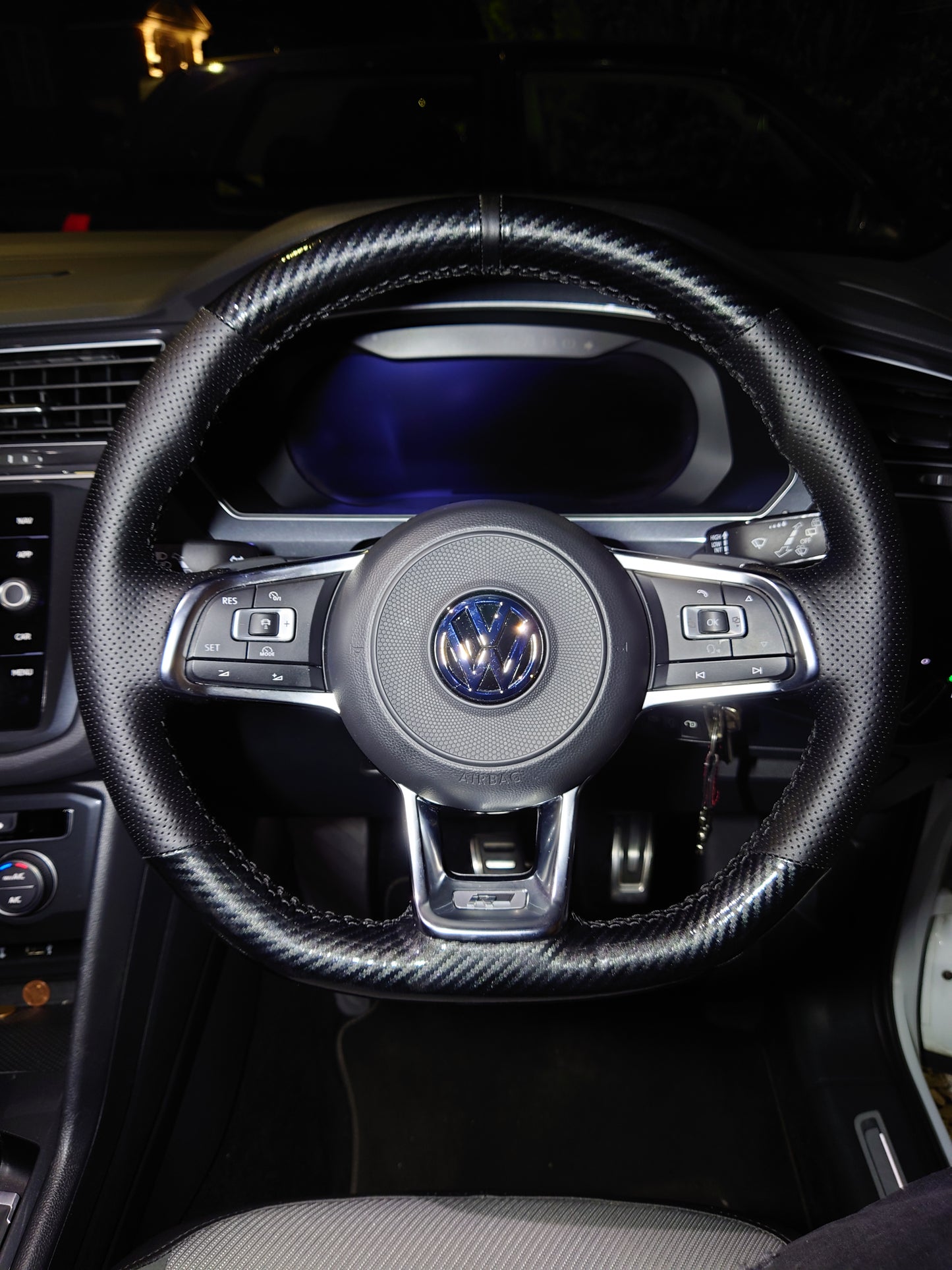 Volkswagen (VW) GTi/GTD/R 2013+ Steering Wheel Restyle | WHIPWRKZ CREATE