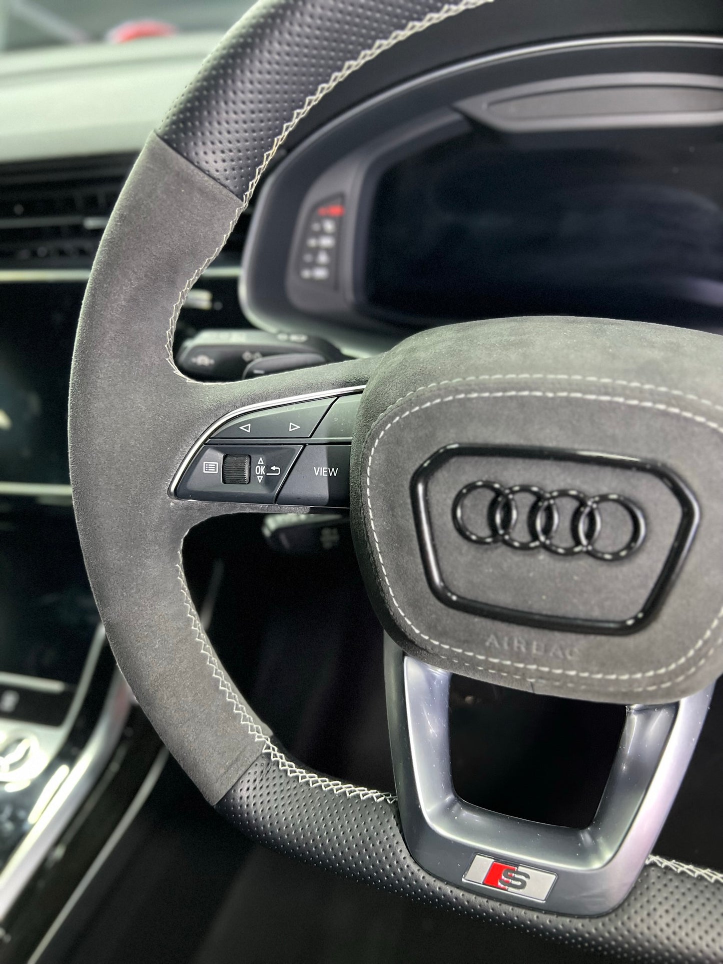 Audi RS/S Q3/5/7/8 2017+ (Flat Bottom) Steering Wheel Restyle | WHIPWRKZ CREATE